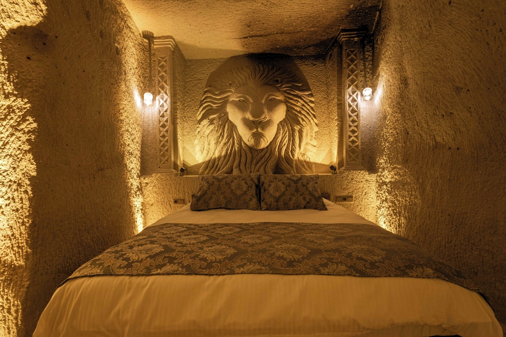 Tyana Cave House
