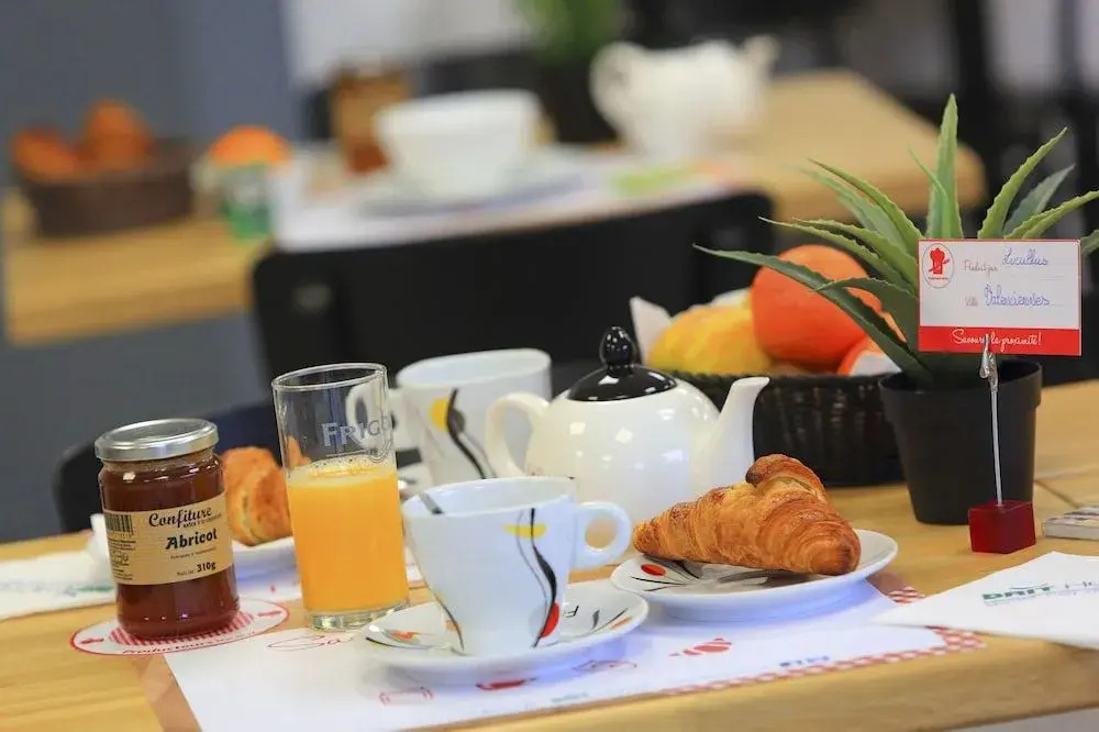 Brit Hotel Le Polder
