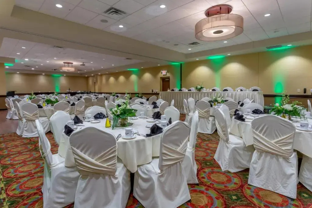 Holiday Inn Eau Claire South I-94 by IHG