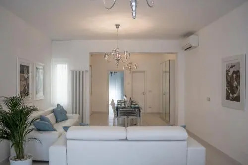 Artists Suite