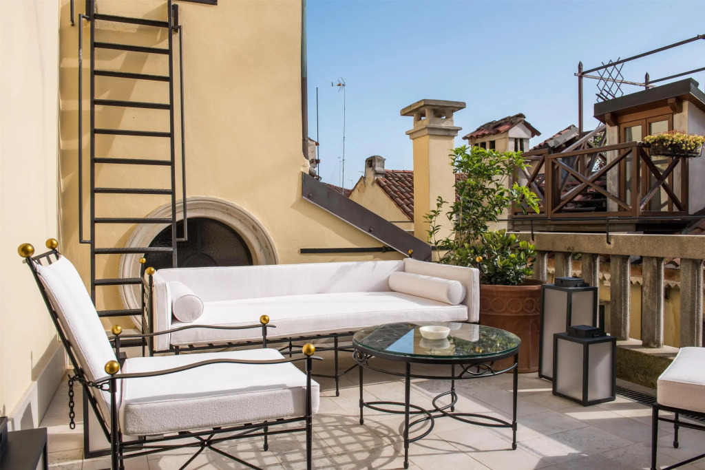 Nolinski Venezia - Evok Collection