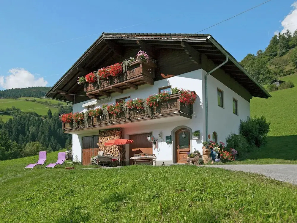 Splendid Apartment With Garden in Sankt Johann im Pongau