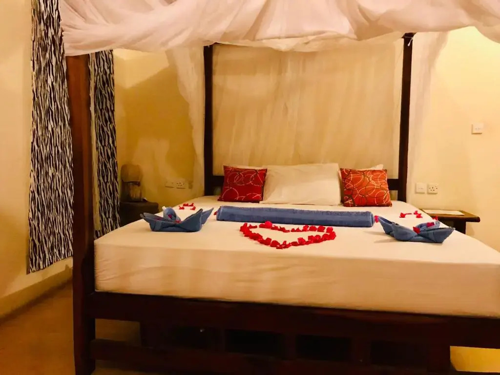 Msafini MangoTop Roof Hotel