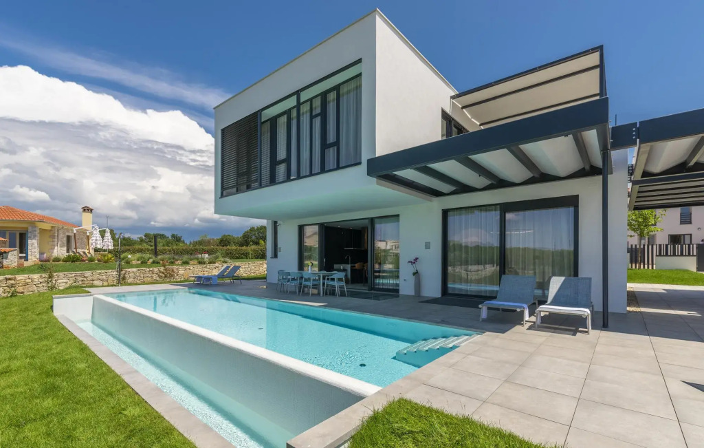 Noble 1 in Bale with 3 bedrooms and 3 bathrooms