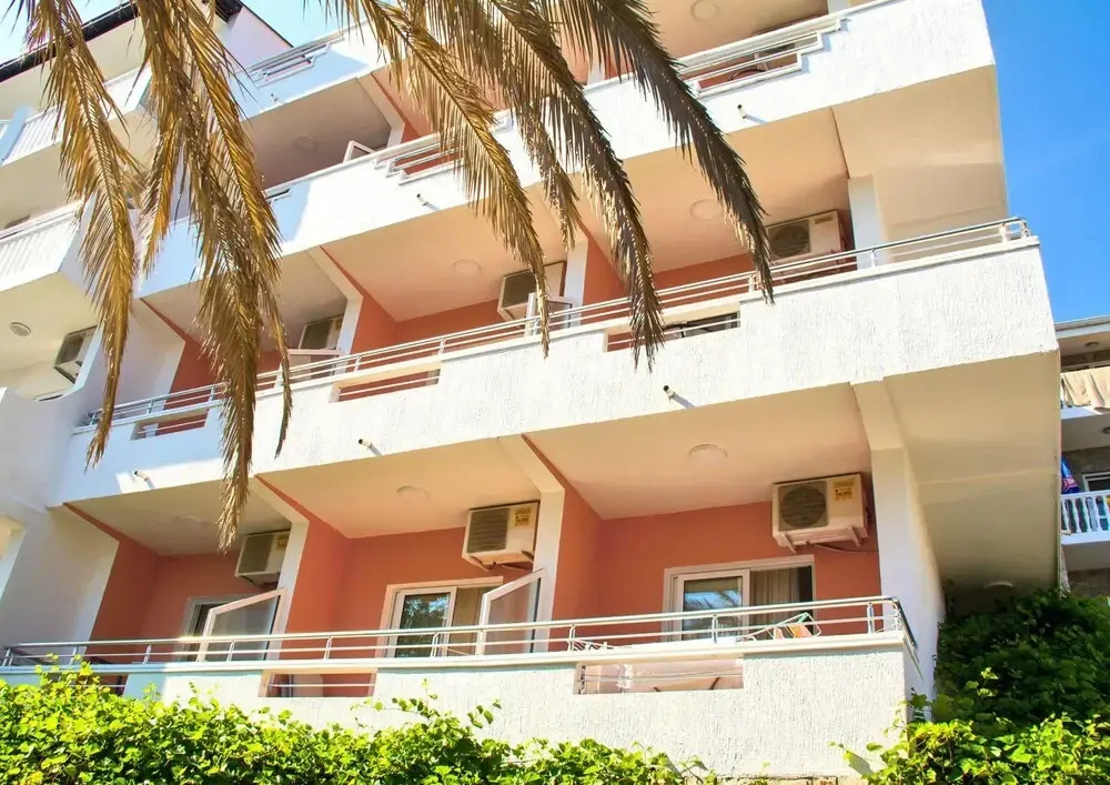 Beachfront Hotel Palma - Jaz