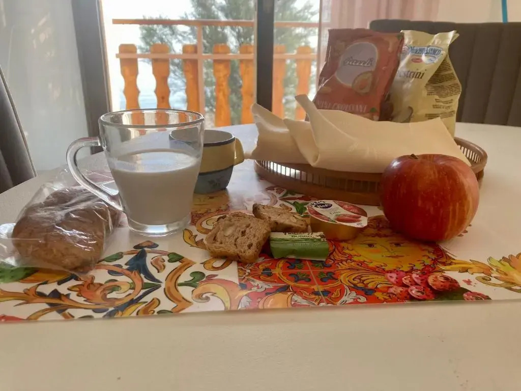 Noemi Holiday House