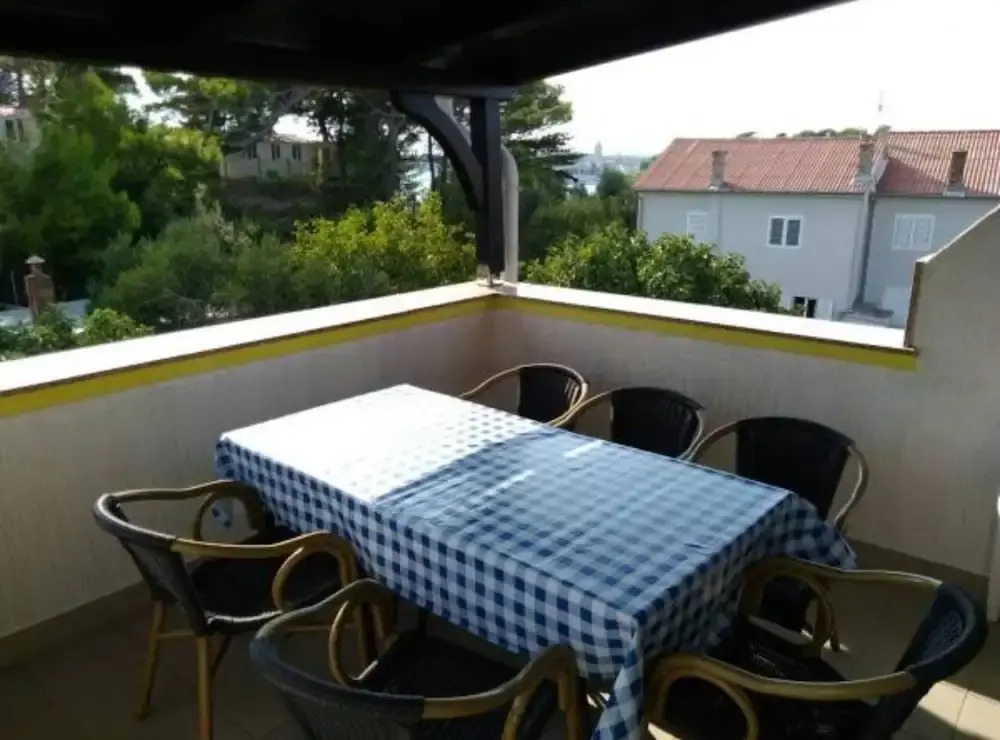 Apartments Verović Rab Banjol