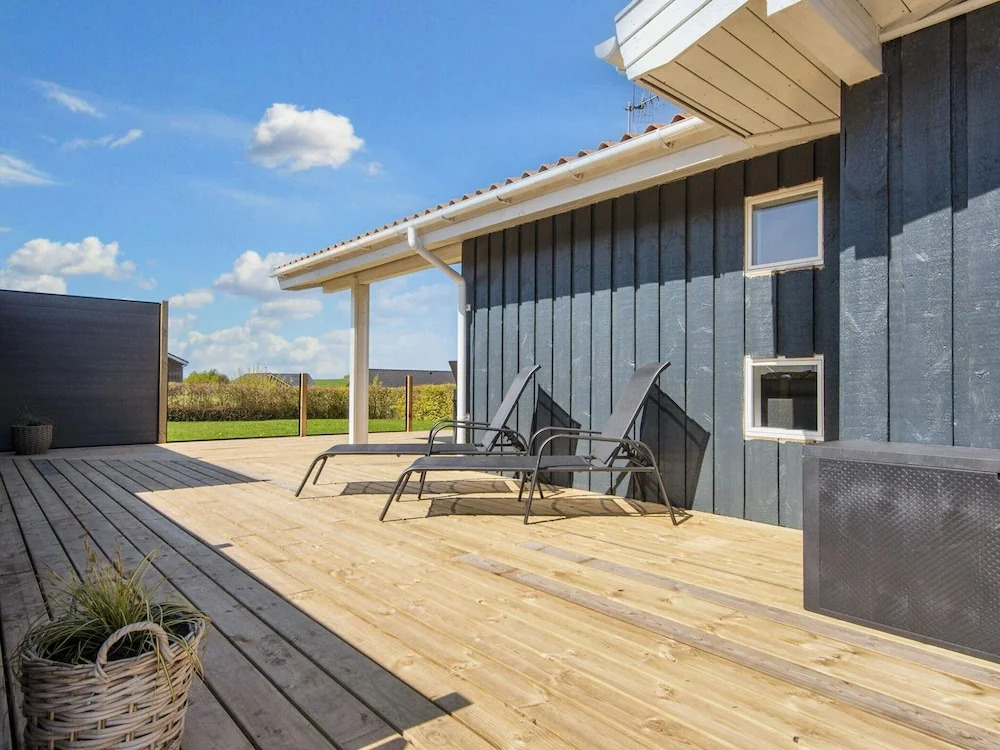 Mod Holiday Home in Jutland near Sea