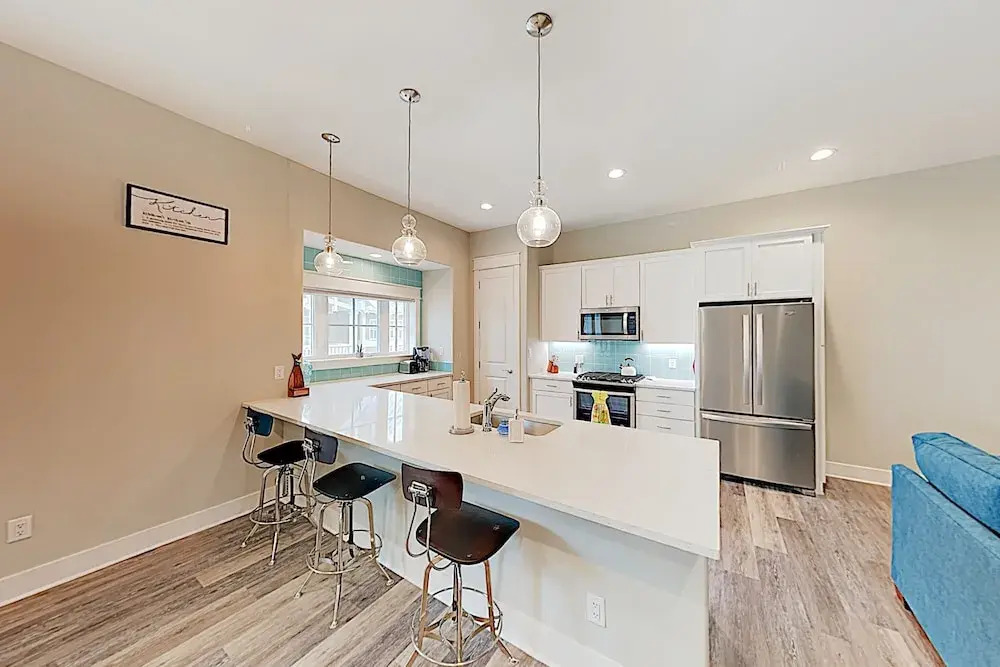New Listing! Brand-new Palmilla Townhome By Beach 3 Bedroom Townhouse