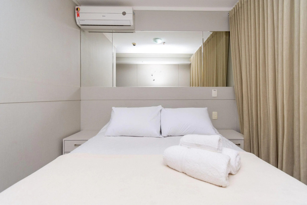 Apartamento 1 quarto no Edifício Metropolitan Barcelona - Próximo ao Shopping Flamboyant - Jardim Goias - MB1504B