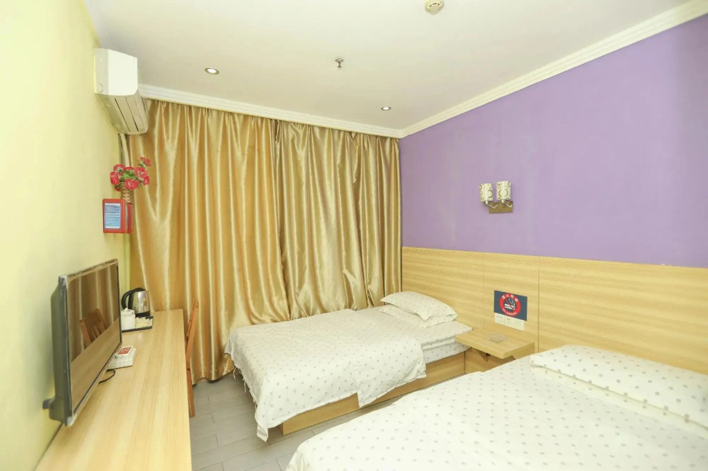 Ruichen Hostel