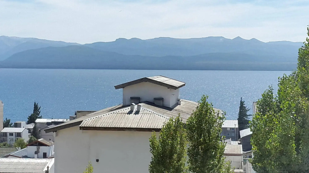 Bariloche vista al lago, piscina, pleno centro