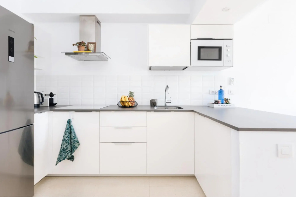 Avant-garde design apartment overlooking the Teide