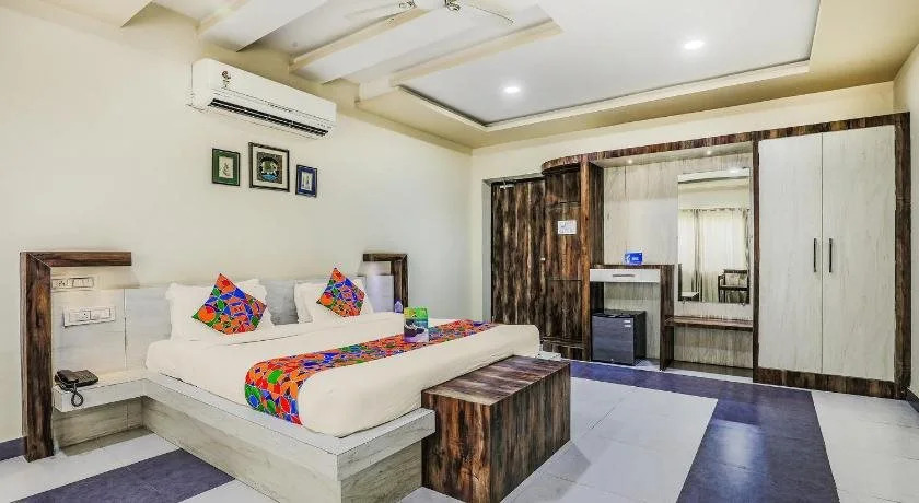 Collection O 9204 Hotel Anant Palace