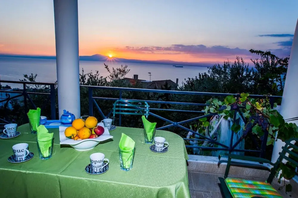 Verga Majestic Sunsets - Villa Close to the Beach