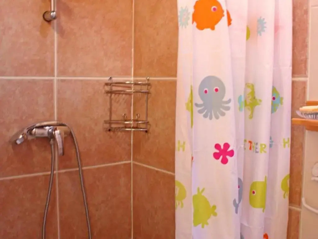 Gite Chatel-Montagne, 3 pièces, 4 personnes - FR-1-489-329