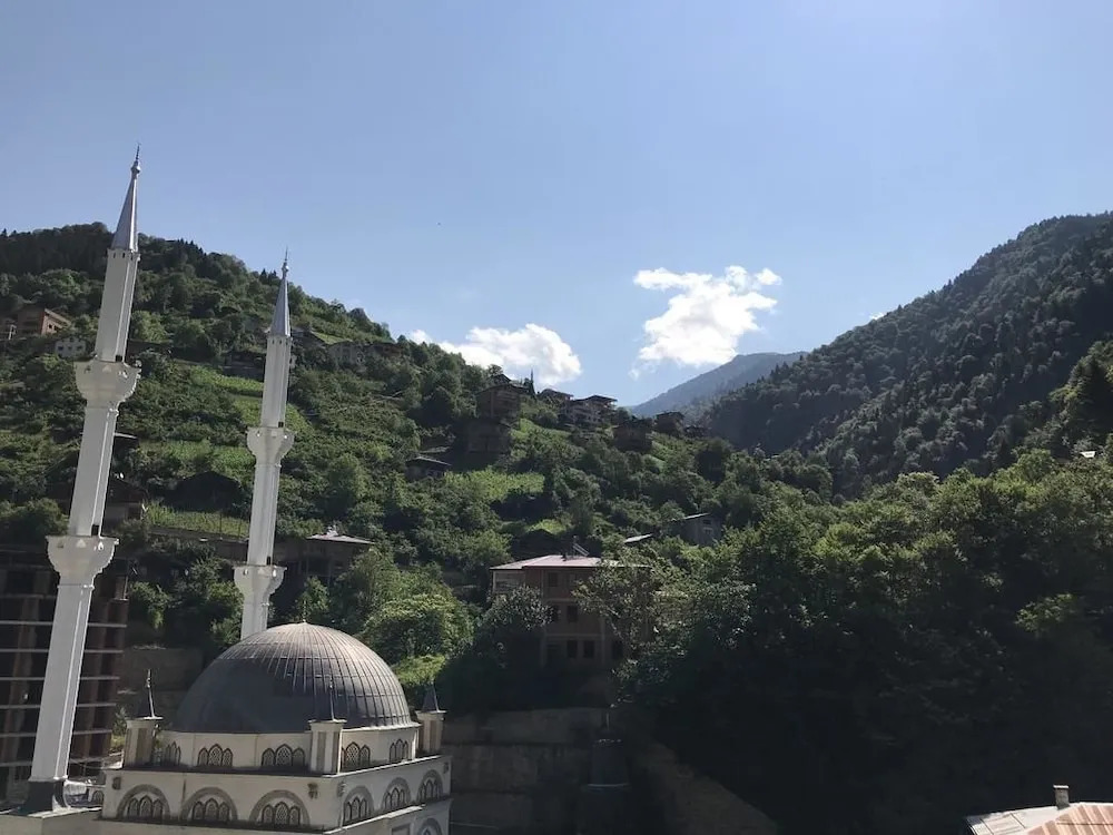 MAVİ KÖŞK UZUNGÖL