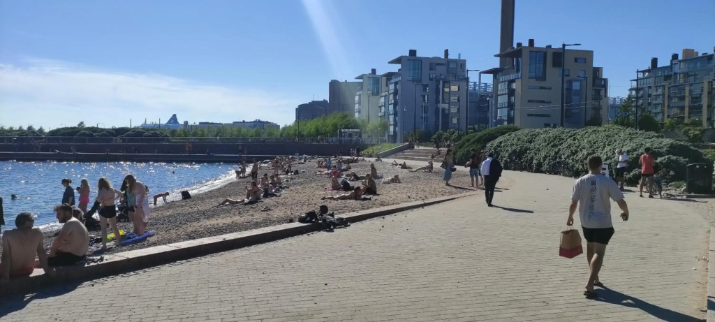 A luxurious aprtm with a sauna and terrace Netflix