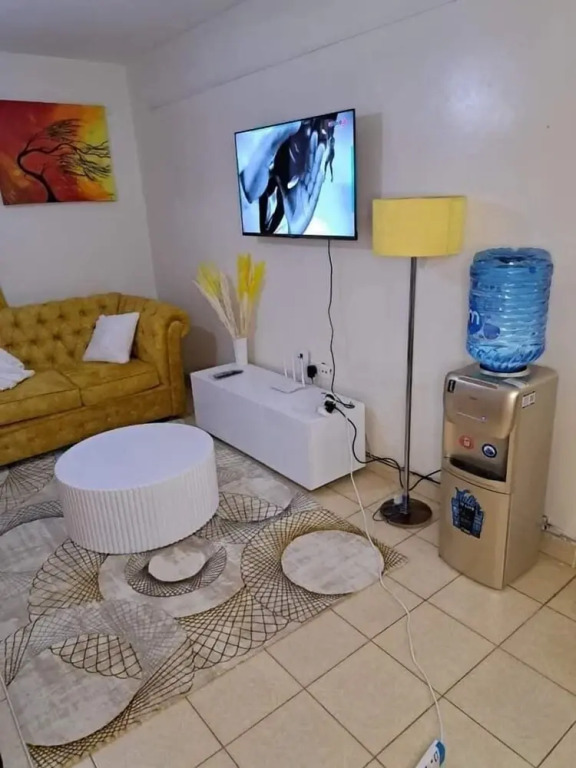 Lux Suites Red Plate Studio Apartments
