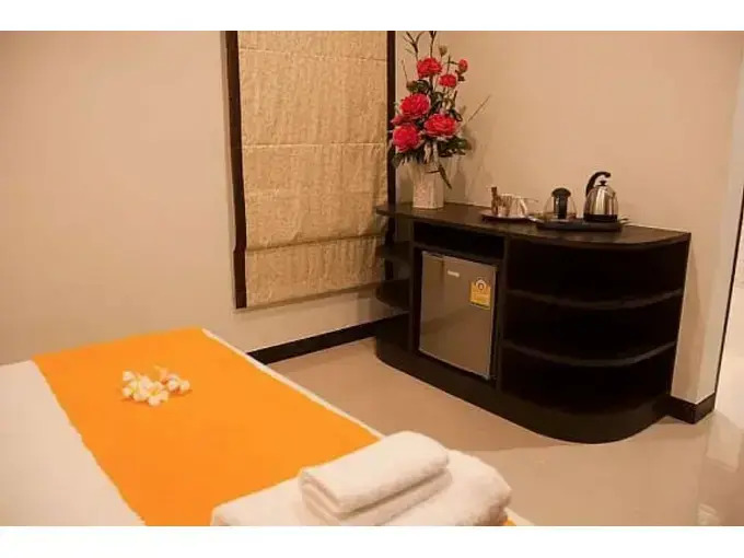 4 Bedroom Private Bali Style Villa HH6