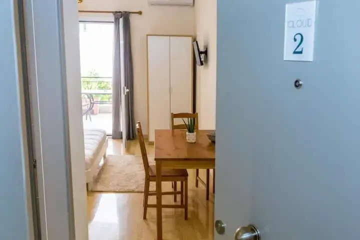 Cloud 2 Apartment
