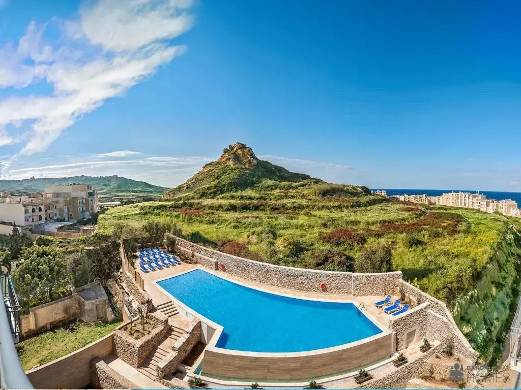 Hillock Residence Apartments