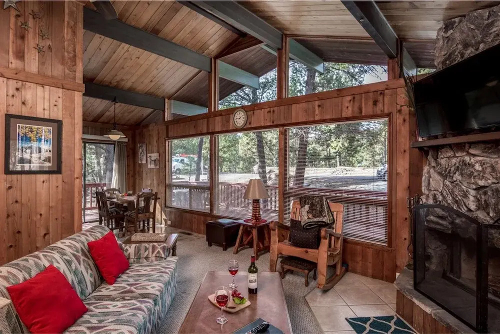 3 Bears Cabin - Two Bedroom Cabin