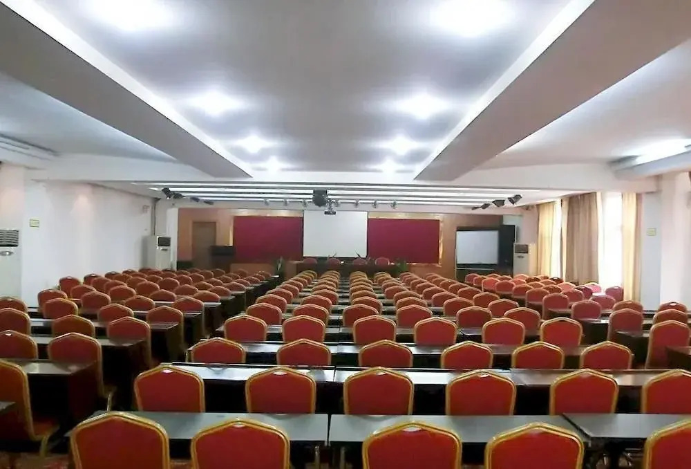 Dongshen Business Hotel