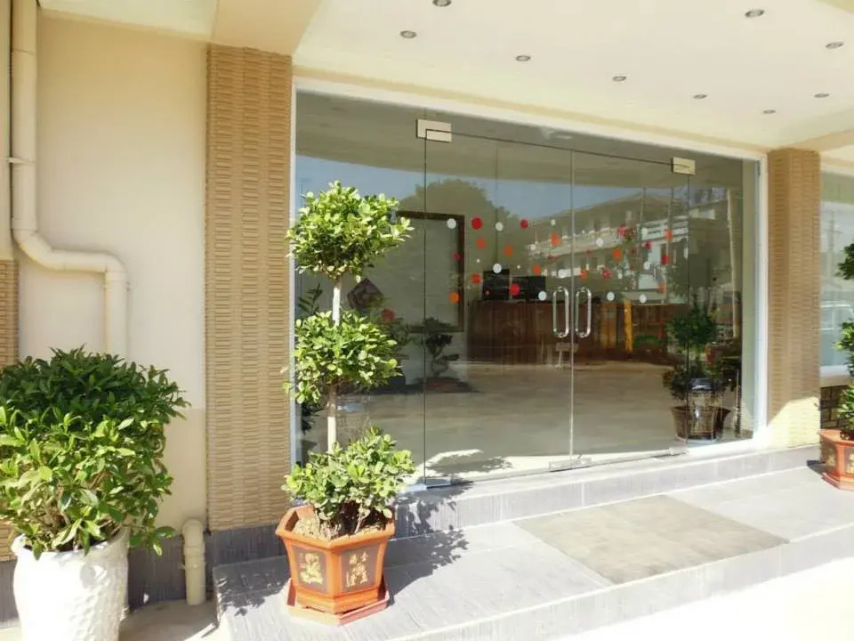 Golden-Kinnara-Hotel