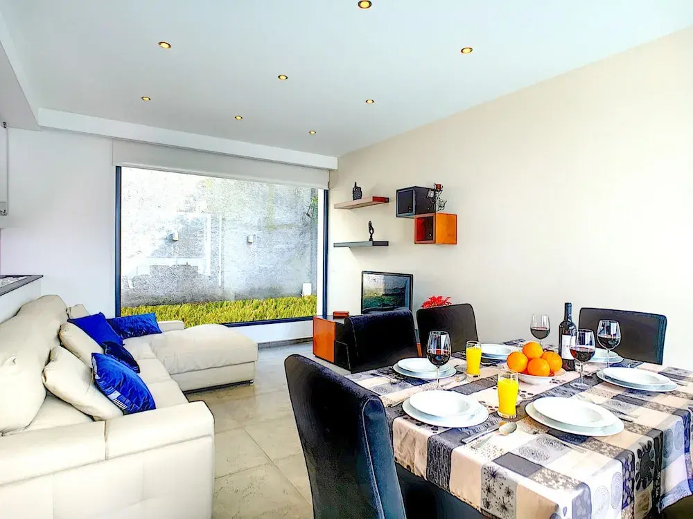 Villa North Sea by LovelyStay