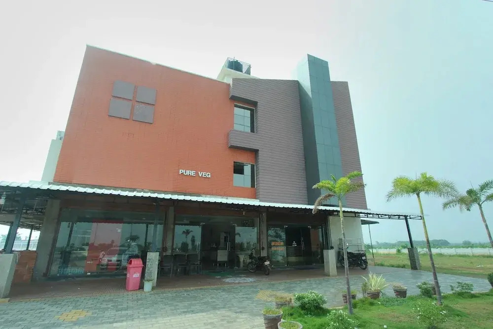 OYO 26739 Arasu Regency
