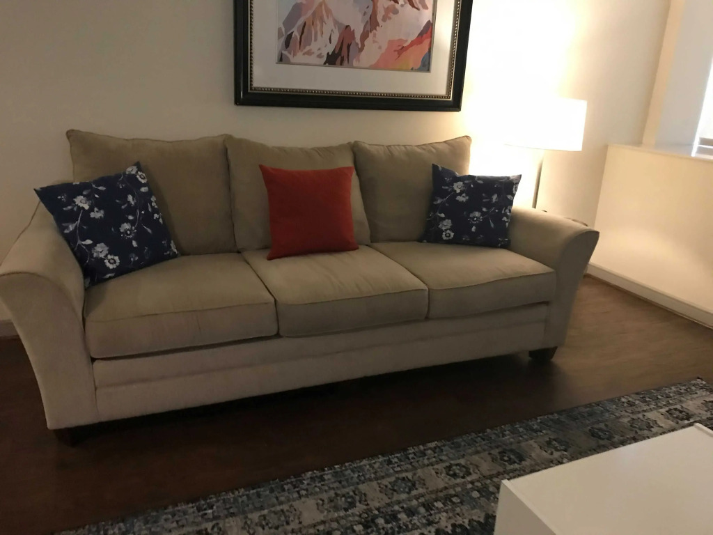 Downtown Dallas Good Value 1 Bedroom Apt