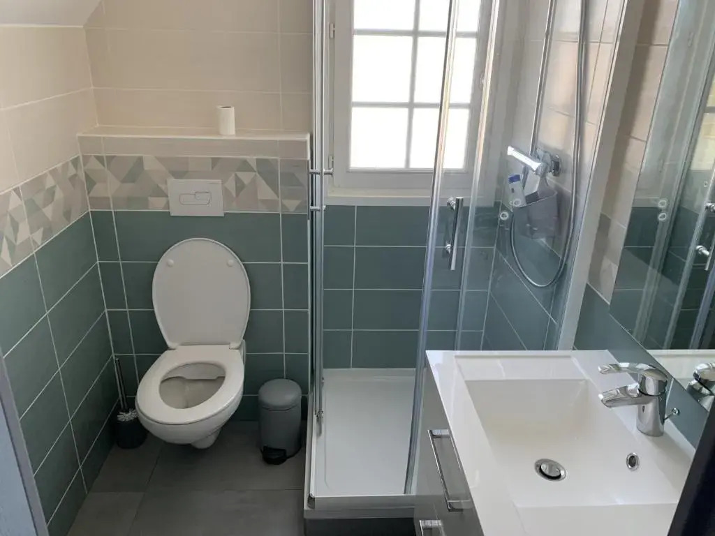 Maison Familiale avec Terrasse, 2 Chambres, Accès Plage et Golf - Animaux Bienvenus - FR-1-482-57