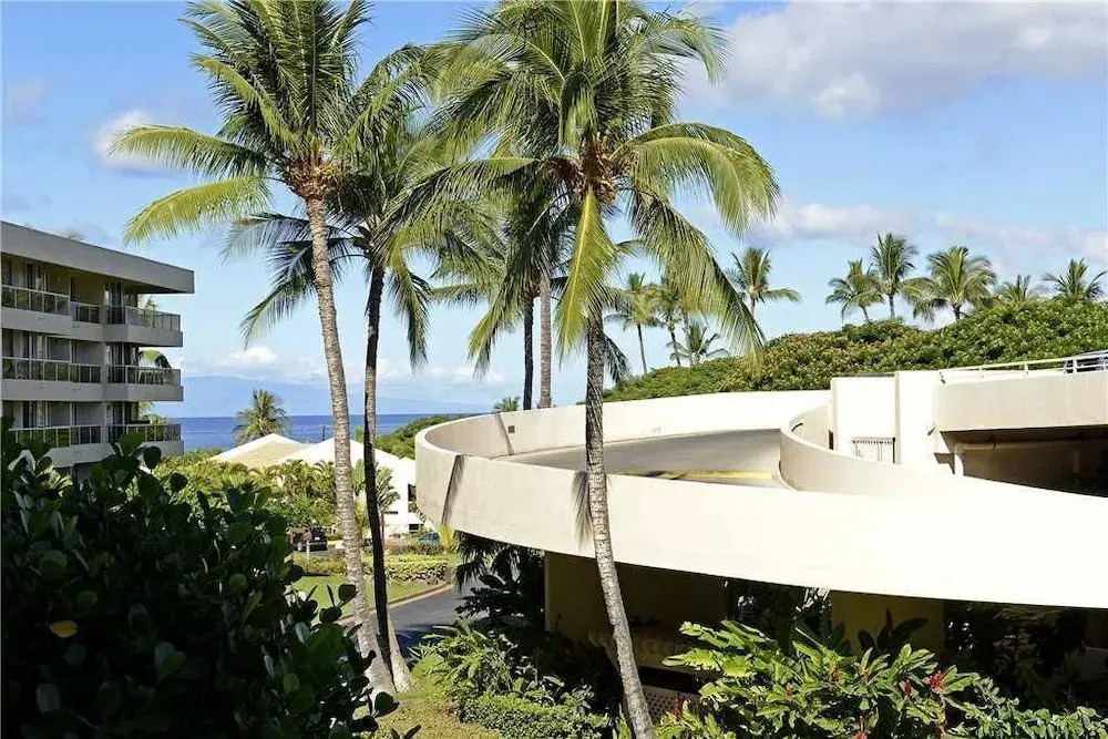 Maui Banyan H210 - One Bedroom Condo