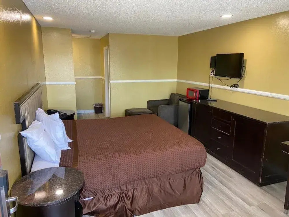 SimpleStay Suites - Downtown San Bernardino
