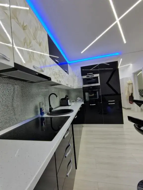 Noah Residence