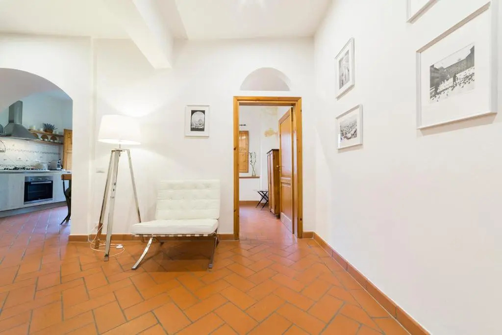 Santa Maria Novella 6 sleeps near the central station