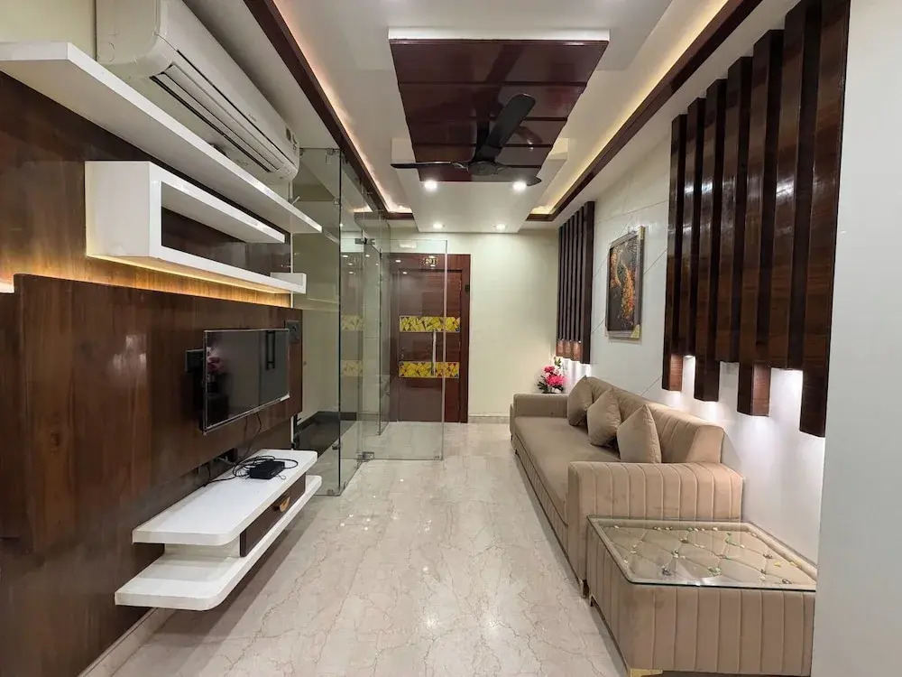 Hotel Divyanshi Inn