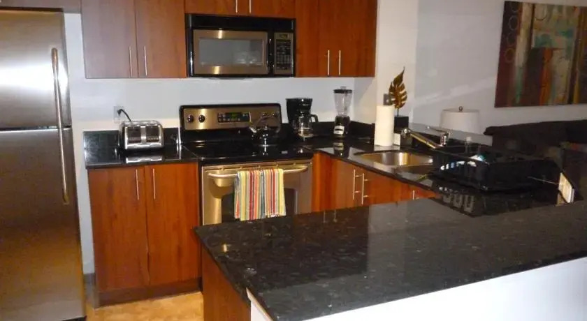 Weston Townhouse Patio and Resort Style Amenities