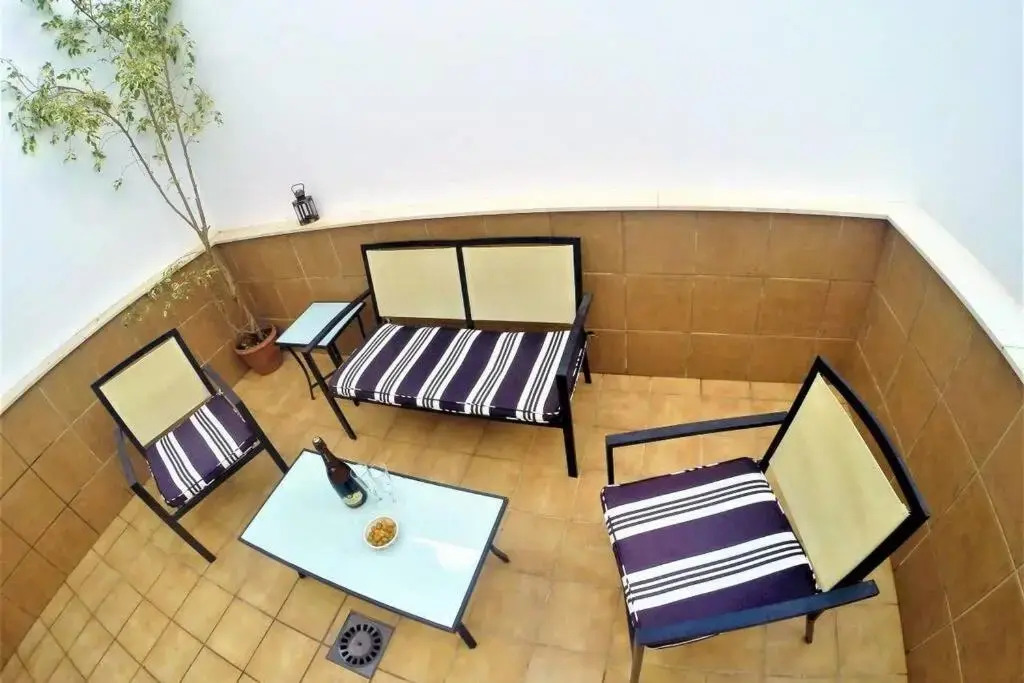 “SMILE NERJA” chic apartment with WIFI, 4 guests