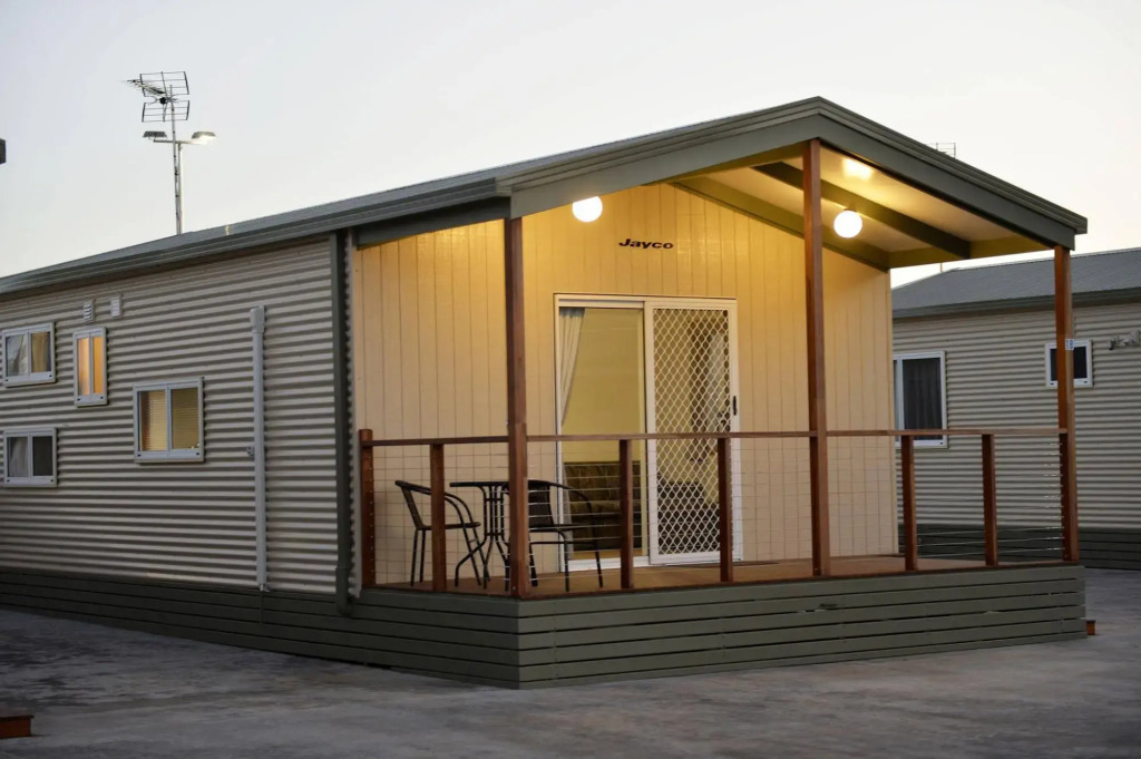 Riverside Cabin Park