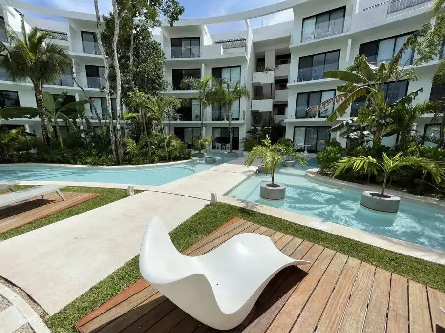 NUEVO - Central Park Lagunas/swamp pool/wifi 90mbp