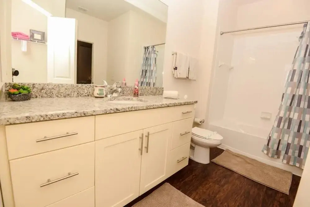 October Special W Lucaya 4 Bed 3 Bath ID: 222785