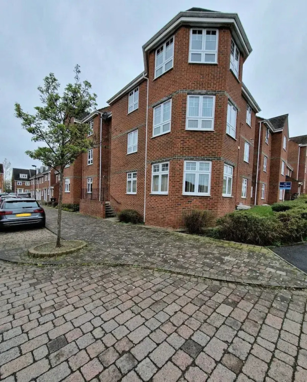 Impeccable 2-bed Apartment in Newcastle Upon Tyne