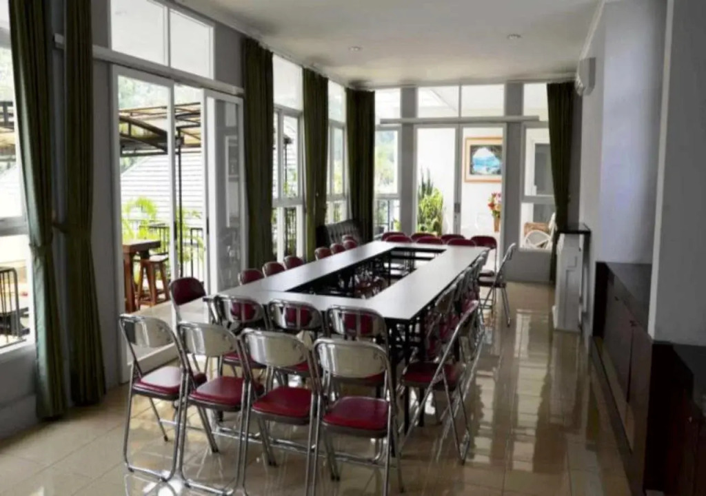 Rehat at Ottenville Boutique Hotel
