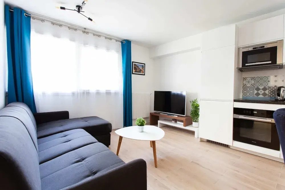Splendid Bright apt Near Menilmontant