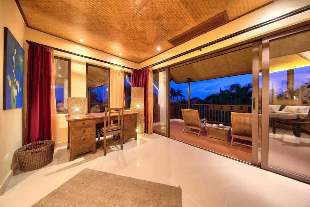 Baan Buaa - 3 Bedroom Beach Side Villa