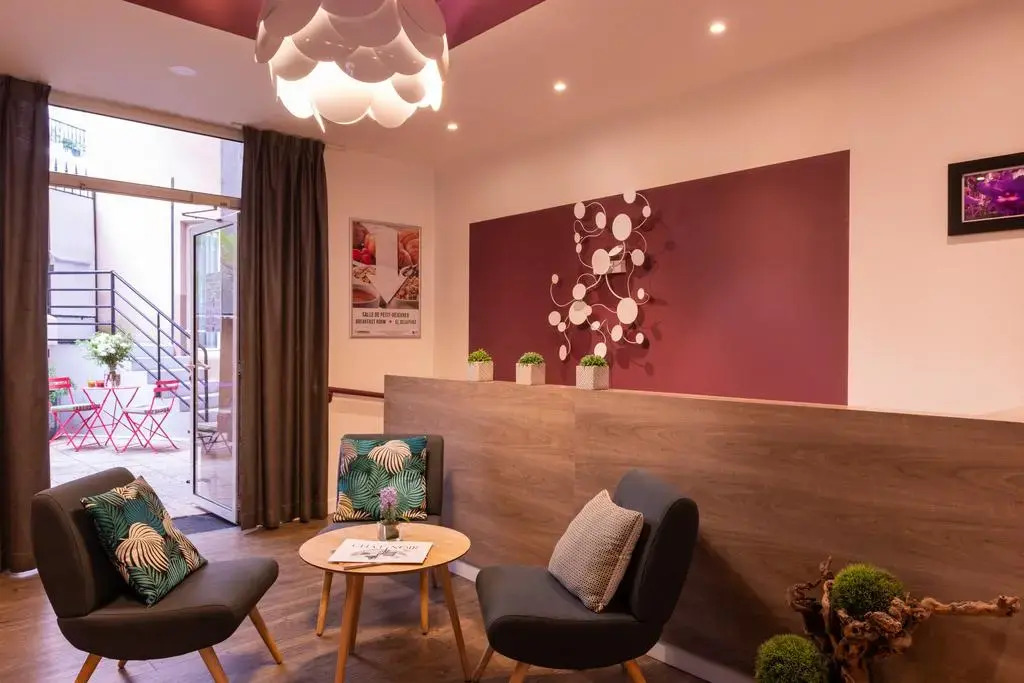 Hotel Apolonia Paris Montmartre; Sure Hotel Collection by Best Western