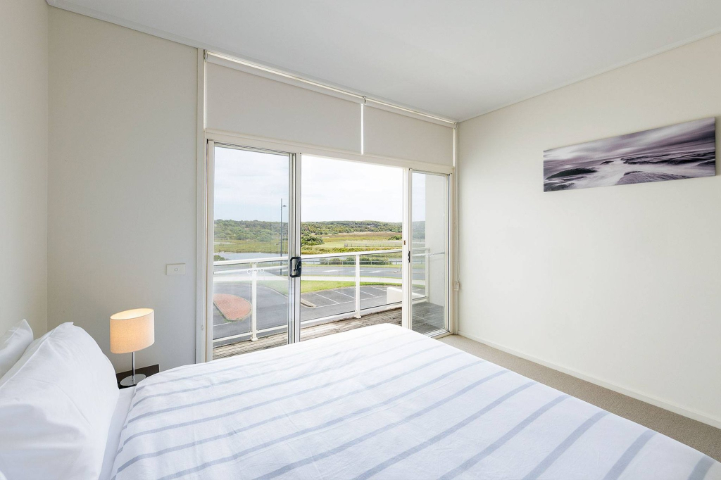 Lady Bay Resort