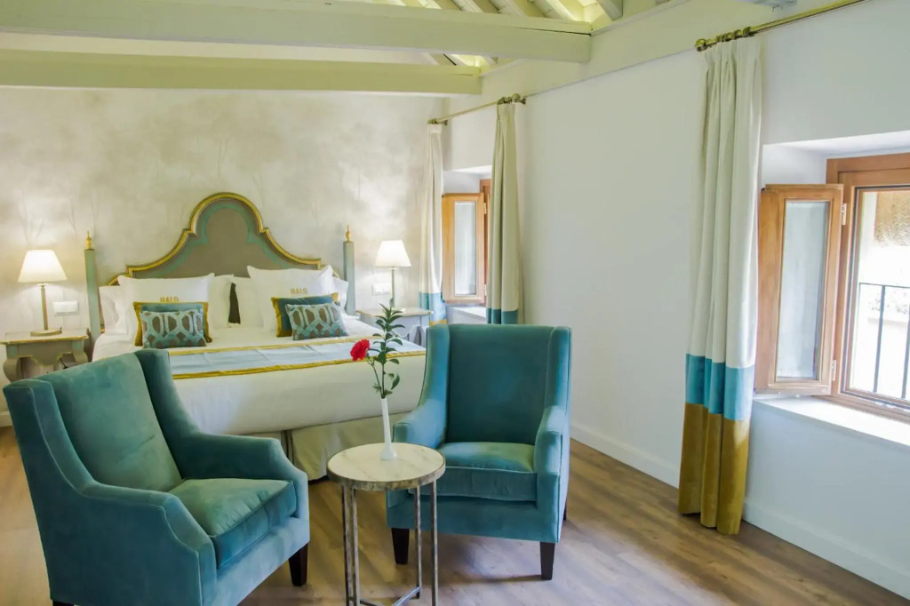 Halo Boutique Hotel